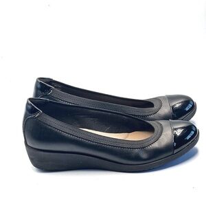 Clarks Elin Palm Wedge Heel Pumps Sz 7.5